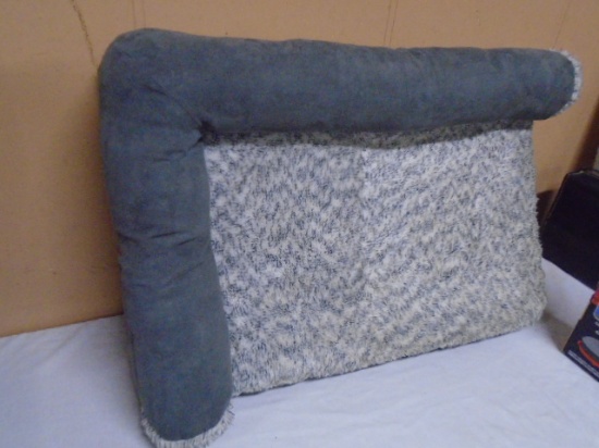 Plush Pet Bed