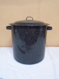 Large graniteware Stockpot