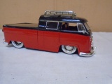 1:24 Scale 1963 Volkwagon Die Cast Bus Truck