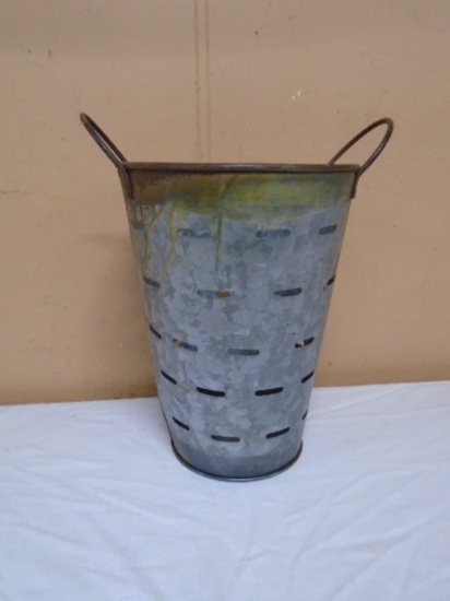 Galvinaized Metal Olive Bucket
