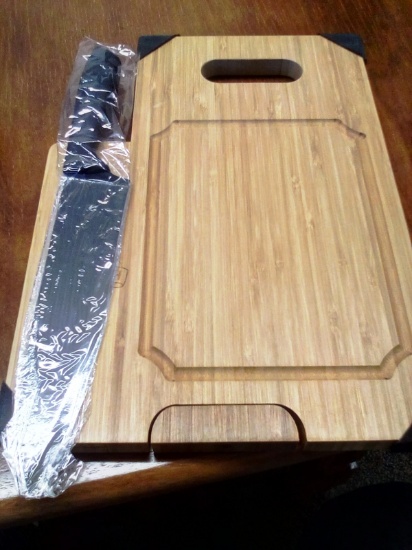 Wooden Bamboo Cutting Board with Knife