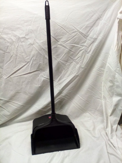 Rubbermaid Tilt Back Long Handle Dust Pan