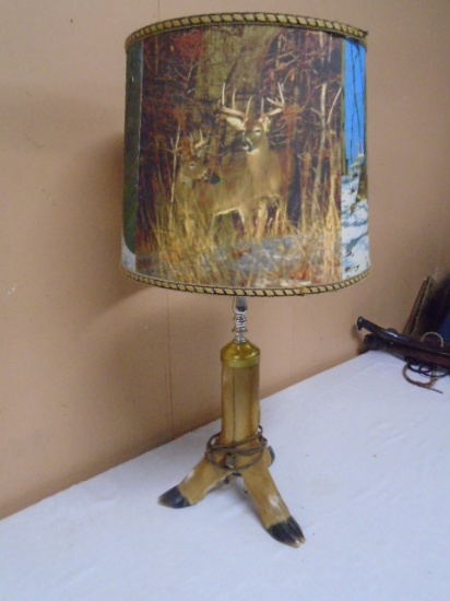 Deer Hoof Table Lamp