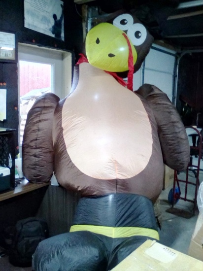 Giant 12' Tall Blow Up Turkey with working blower