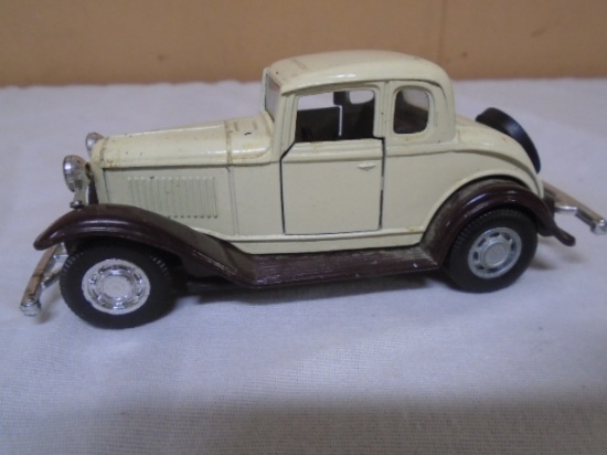 Die Cast 1932 Ford Coupe