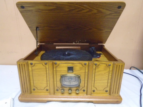 Thomas Paccon Wood Case AM/FM Table Radio w/ Turntable