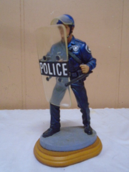 Vanmark Blue Hats of Bravery "Crowd Control" Policeman Figurine