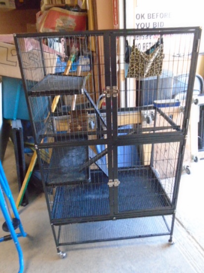 Large Rolling Cage w/ Ramp & Different Levels