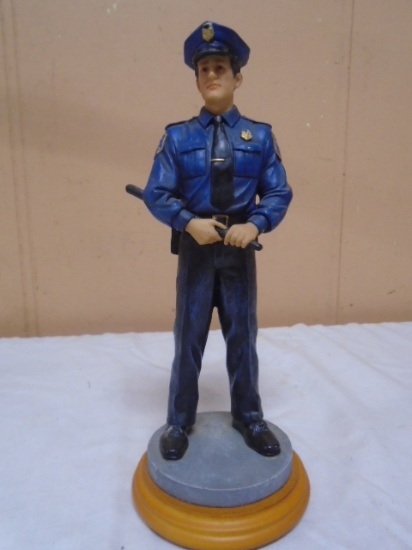 Vanmark Blue Hats of Bravery"Ready"Policeman Figurine