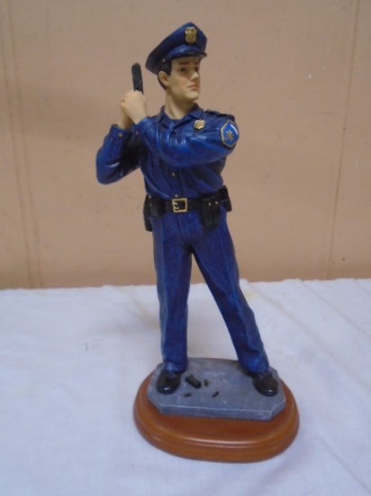 Vanmark Blue Hats of Bravery "Ready and Waiting" Policeman Figurine