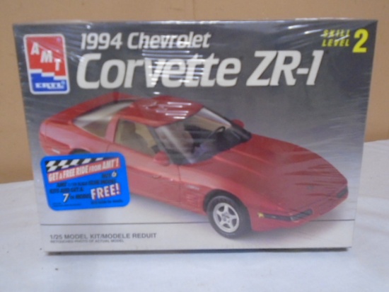 Ertl AMT 1/25 Scale 1994 Corvette ZR1 Model Kit
