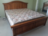 Beautiful Broyhill Solid Wood King Size Bed Complete w/ PQI Gold Pillow Top Mattress Set