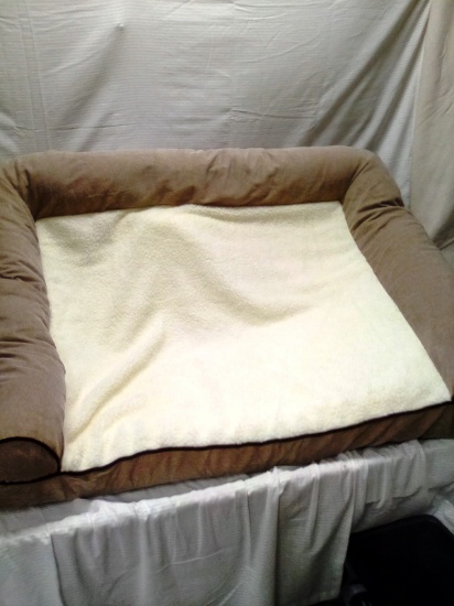 XL 42"x32" Dog Bed