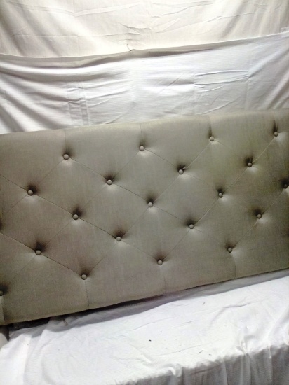 Queen Size Tufted Headboard comes with legs and Sideboards as seen in pic 2