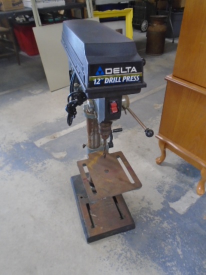 Delta 12" Bench Model 5 Speed Drill Press