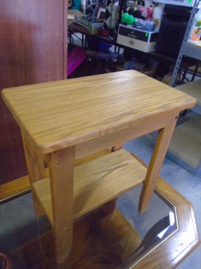 Small Solid Oak Side Stand