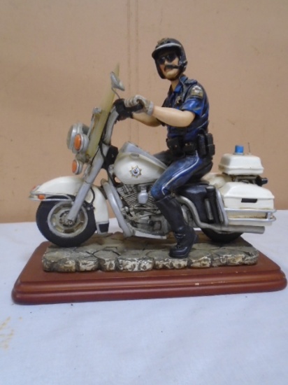 Vanmark Blue Has of Bravery "Highway Hero"Policeman Figurine
