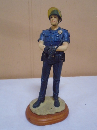 Vanmark Blue Hats of Bravery "To Protect" Policeman Figurine