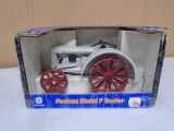 Ertl Fordson 1:16 Scale Model F Tractor