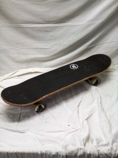 27" Skateboard
