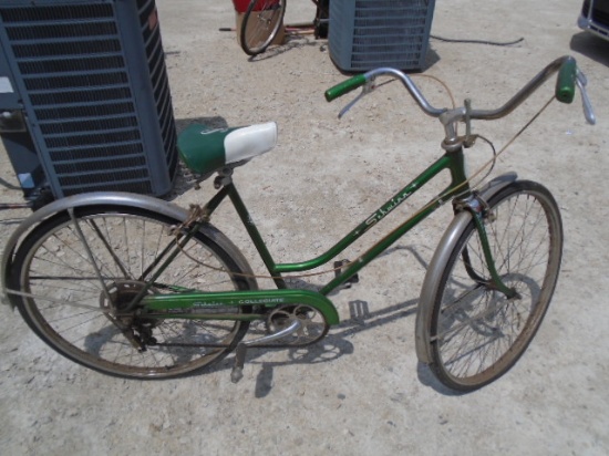 Vintage Ladies Schwinn Collegiate Bicycle