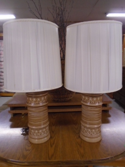 Vintage Pair of Ceramic Table Lamps
