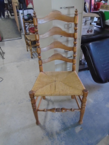 Vintage Ladder Bac Rush Bottom Chair