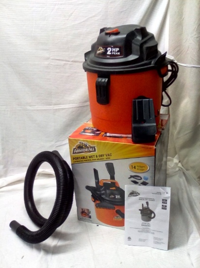 Armoour All Portable Wet Dry Vac 2 Gallon with hoses and Attach. (Tested)