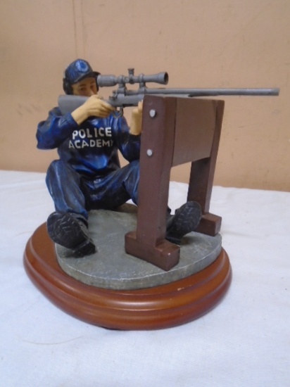 Vanmark Blue Hats of Bravery "Over The Baricade Shot" Policeman Figurine