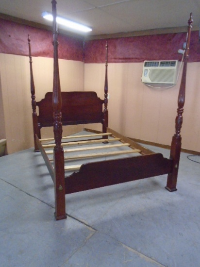 Beautiful Cherry Queen Size 4 Poster Bed Complete