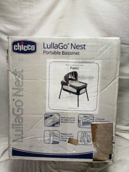 Chicco LullaGo Nest Portable Bassinet