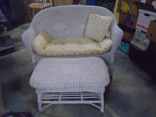 White Wicker Love Seat w/ Cushion & Matching Coffee Table