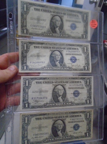 Group of (4) 1935 1 Dollar Silver Certificates