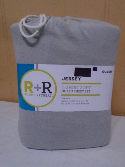 Room and Retreat Jersey T-Shirt Soft Queen Size Sheet Set