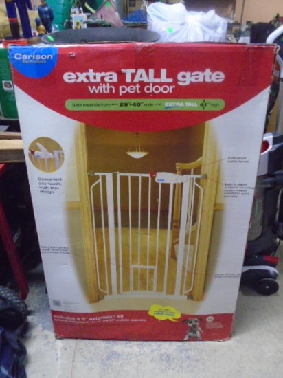 Carlson Pet Products Extra Tall Pet Gate w/ Pet Door
