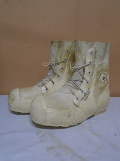 Set of Men's White Mickey Mouse Boots