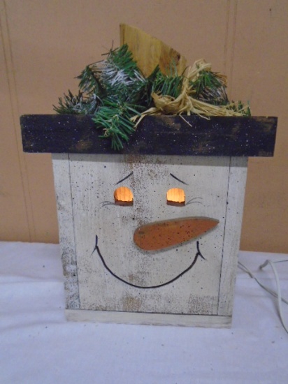 Lighted Decorative Wooden Snowman Head