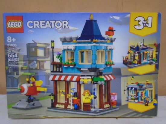 554pc Lego Creator Townhouse/Toy Store Set