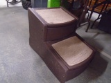 2 High Composite Carpeted Pet Step