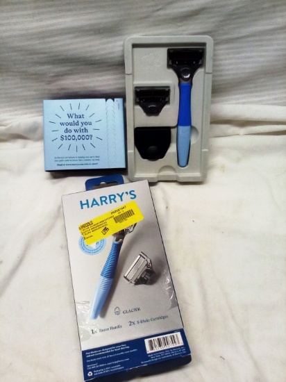 Harry's Glacier 5 Blade Razor with two blade cartridges