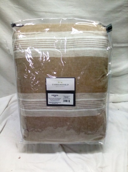 King Size Comforter by Threshold New in the package