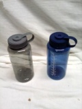 Pair of 32 Oz Graduated Composite Drink Containers