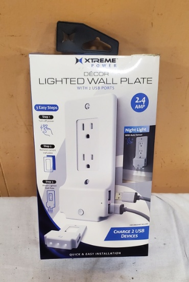 Extreme Power Lighted Wall Plate w/ 2 USB Ports