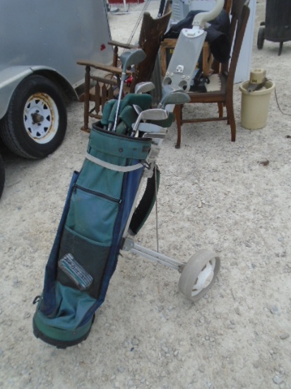 Golf Club Set on Pull Cart