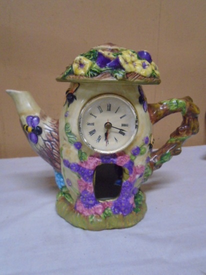 Beautiful Porcelain Tea Pot Clock