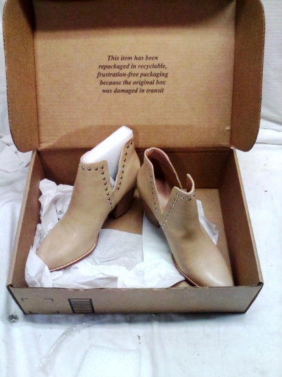 Women's Size 11, Tan Leather Booties