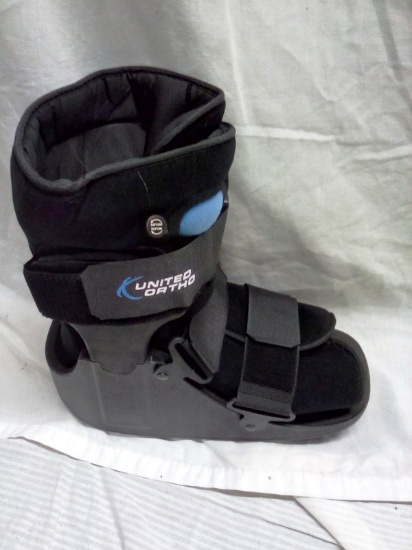 United Ortho Walking Boot size LG