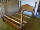 Beautiful Solid Oak Queen Size Bed Complete