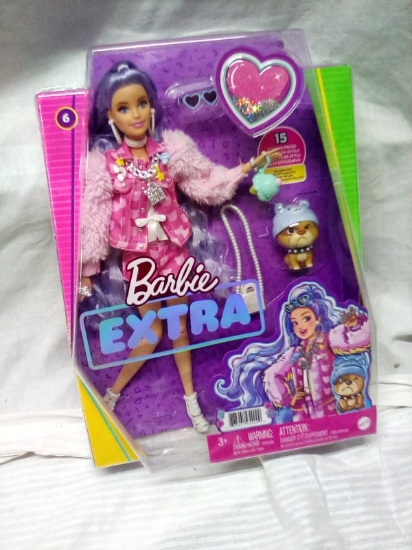 Barbie Extra New Item sealed in the package