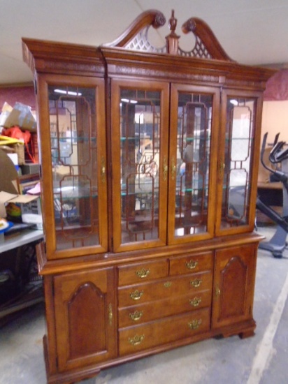 Gorgeous Stanley Furniture Lighted Solid Cherry 2pc China Cabinet